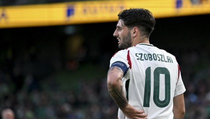 星空体育平台-匈牙利主帅：不会让索博踢右后卫，会让他踢最适合、最舒服的位置