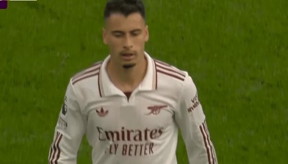 星空体育官方网站-马丁内利本场数据：0射门0尝试过人，2次对抗全胜，1抢断