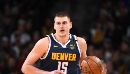 星空体育官网-恩比德再度失约！约基奇关键时刻连得11分收割比赛