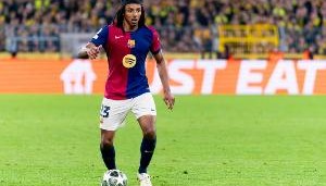 星空体育平台-孔德社媒：去日本的路上有12个小时，看指环王三部曲应该足够